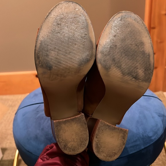 Brown booties - Picture 6 of 6